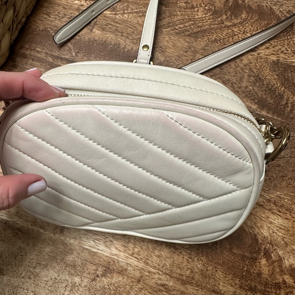Tory Burch Kira Chevron Camera Bag, Cream - Picture 10 of 12